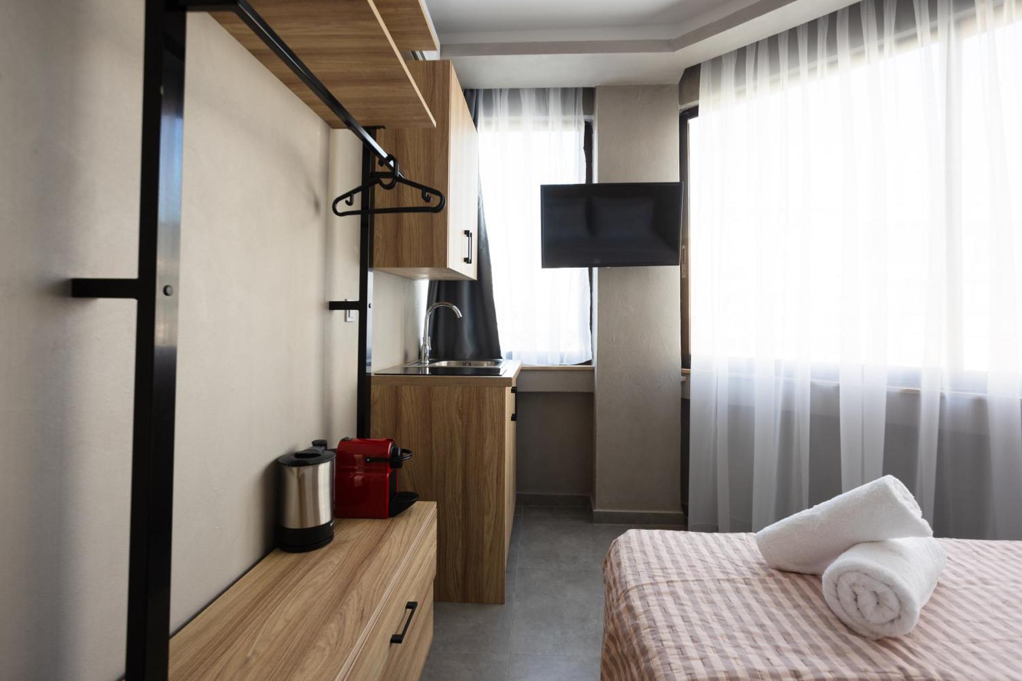 Alkazar Suites Солун Екстериор снимка